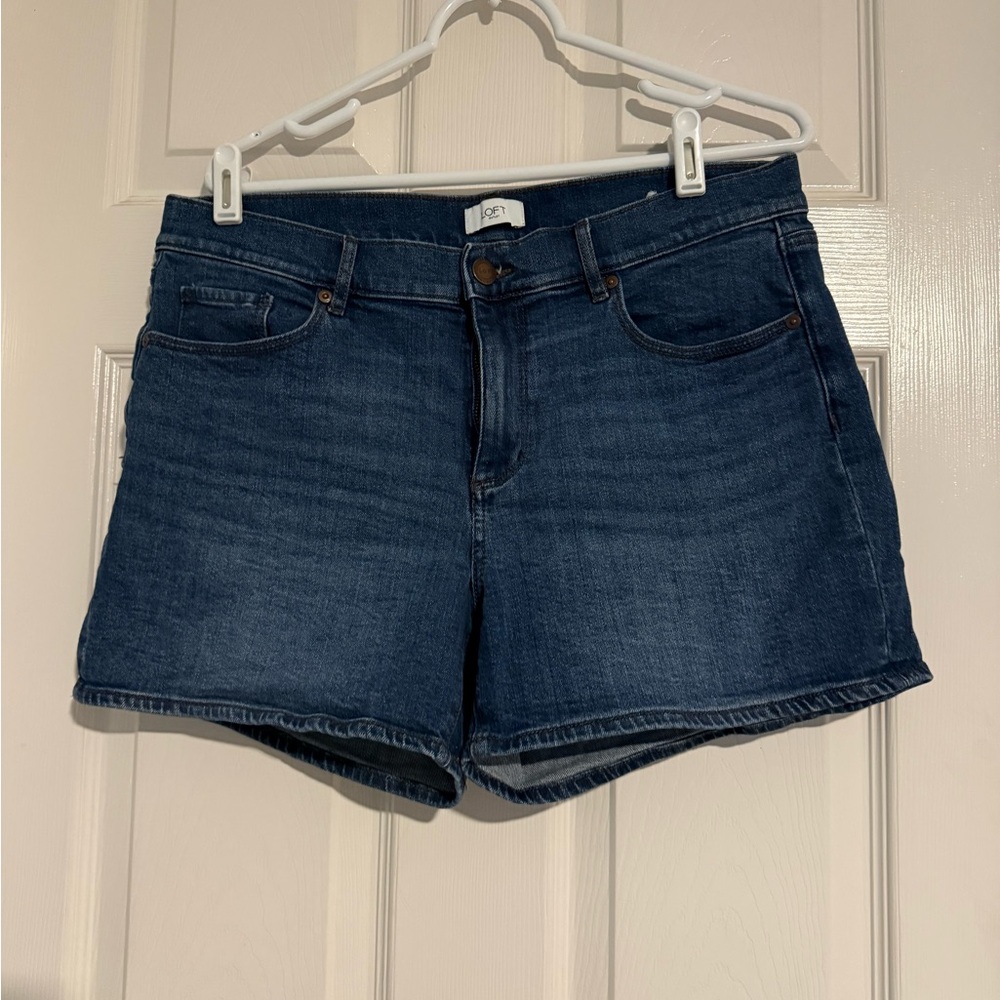 LOFT Dark Blue Denim 4“ inseam Shorts